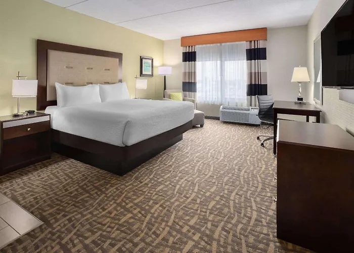 Wyndham Garden Buffalo Downtown