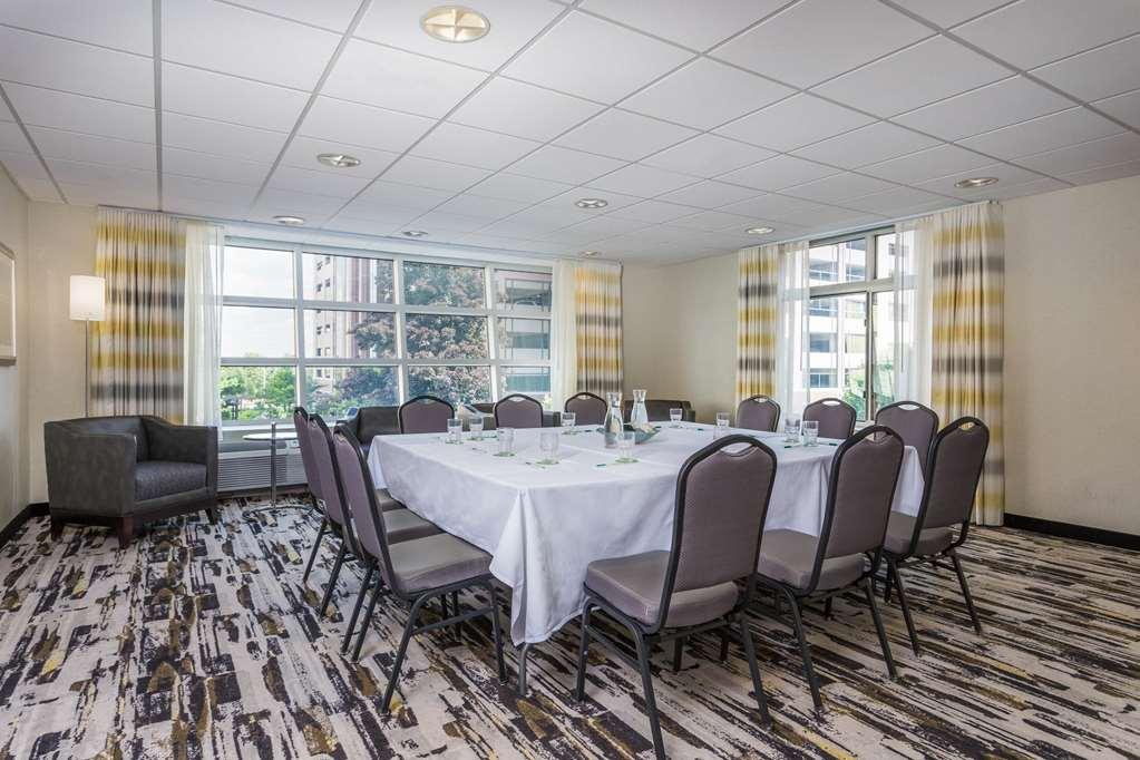 Wyndham Garden Downtown