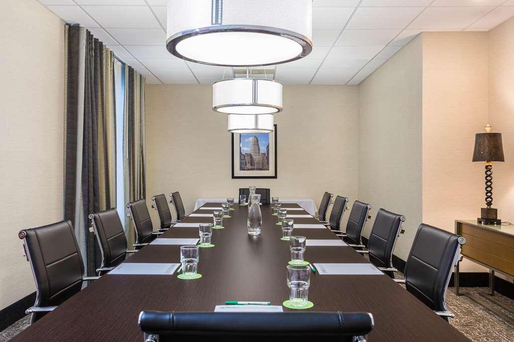 Hotel Wyndham Garden Downtown 3*